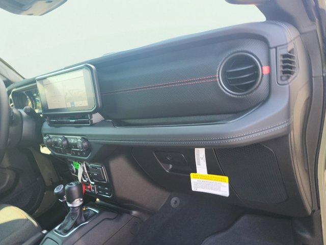 new 2025 Jeep Wrangler car