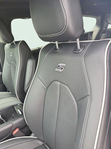 new 2026 Chrysler Pacifica car