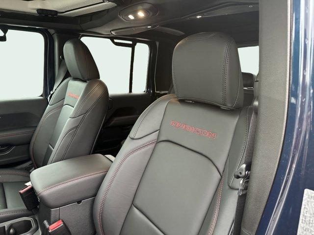 new 2025 Jeep Gladiator car