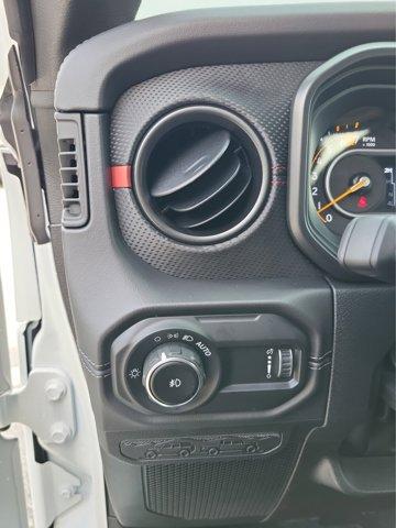 new 2025 Jeep Wrangler car