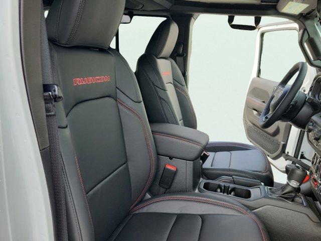 new 2025 Jeep Wrangler car