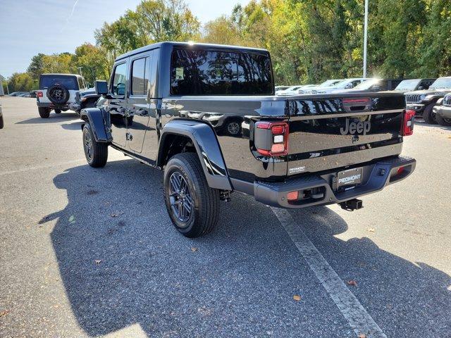 new 2025 Jeep Gladiator car