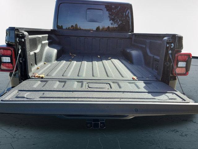 new 2025 Jeep Gladiator car