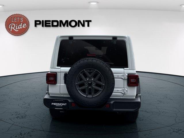 new 2025 Jeep Wrangler car