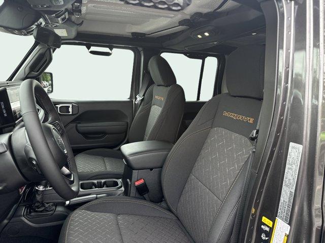 new 2025 Jeep Gladiator car
