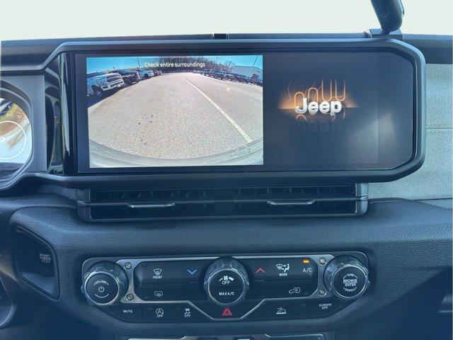 new 2025 Jeep Wrangler car