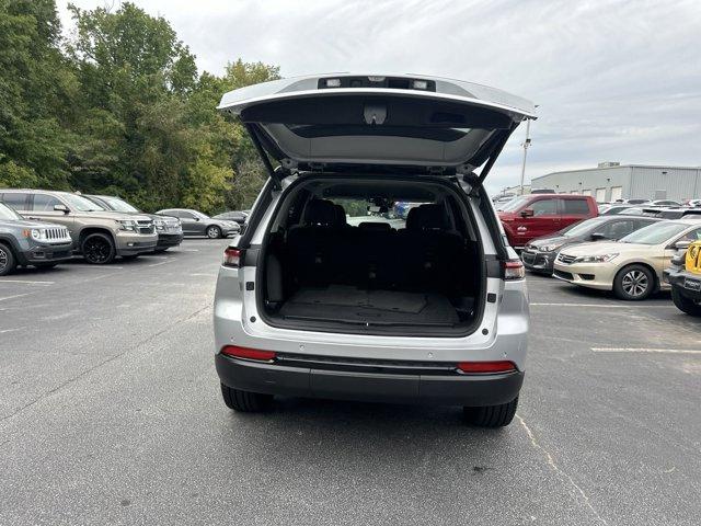 used 2024 Jeep Grand Cherokee car, priced at $44,450