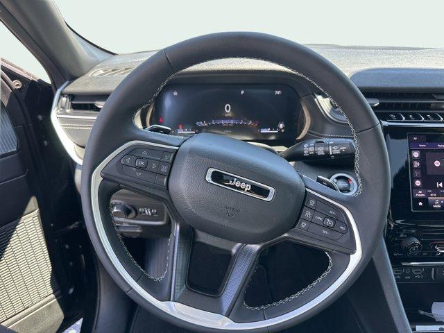 new 2025 Jeep Grand Cherokee car