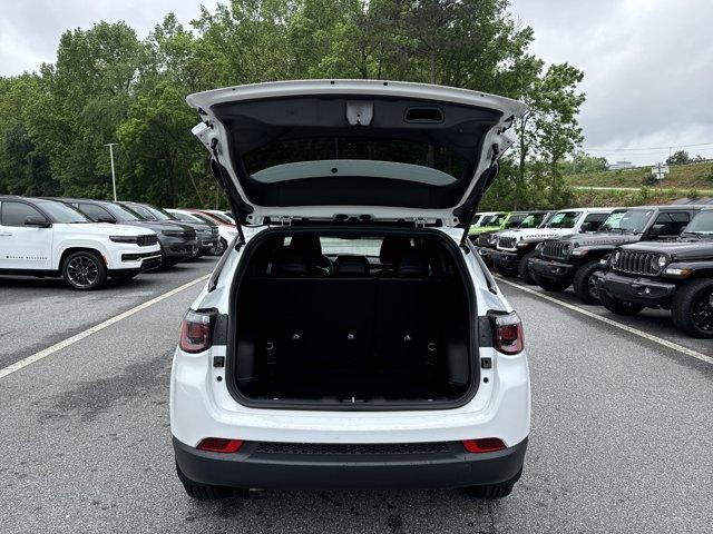 new 2025 Jeep Compass car