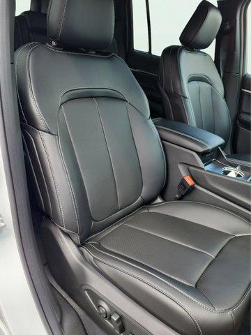 new 2025 Jeep Grand Cherokee car