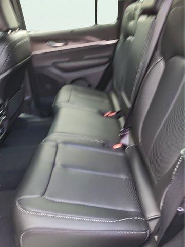 new 2025 Jeep Grand Cherokee car