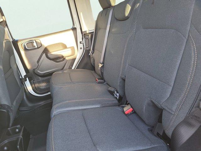 new 2025 Jeep Wrangler car