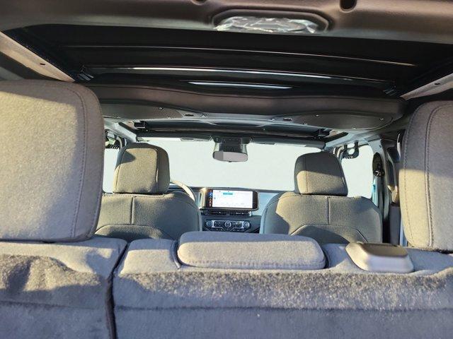 new 2025 Jeep Wrangler car