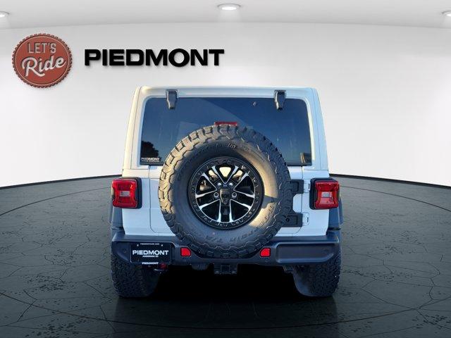 new 2025 Jeep Wrangler car