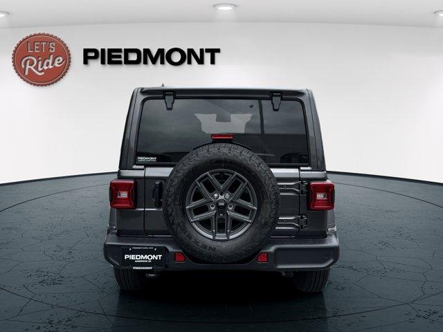 new 2025 Jeep Wrangler car