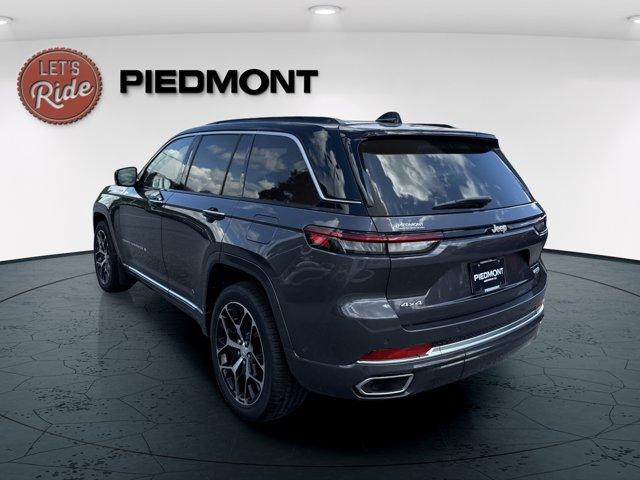new 2025 Jeep Grand Cherokee car