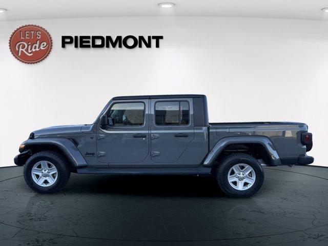 used 2022 Jeep Gladiator car, priced at $33,450