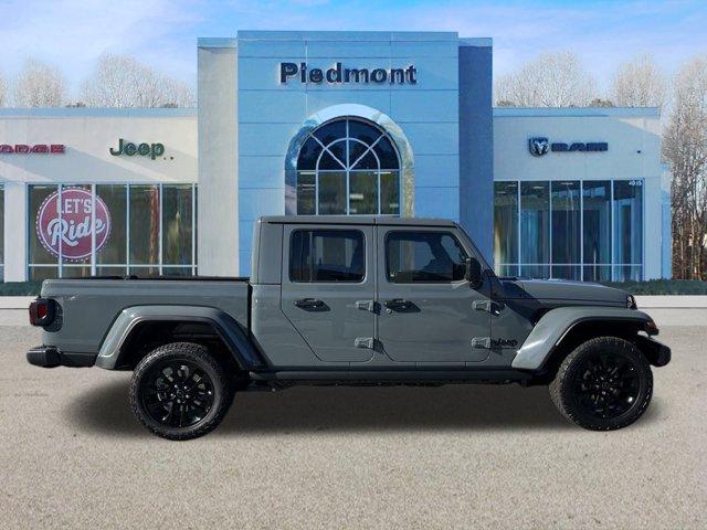 new 2025 Jeep Gladiator car