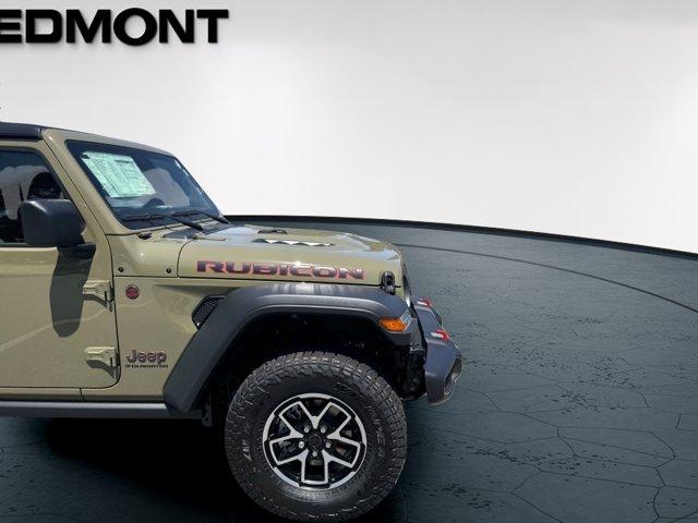 new 2025 Jeep Gladiator car