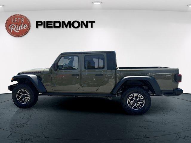 new 2025 Jeep Gladiator car