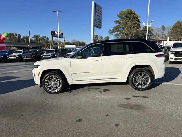 new 2025 Jeep Grand Cherokee car