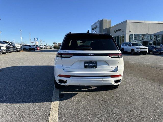 new 2025 Jeep Grand Cherokee car