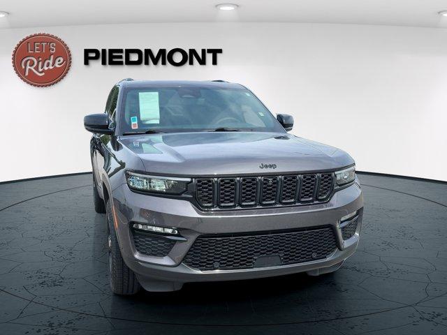 used 2024 Jeep Grand Cherokee car, priced at $41,450