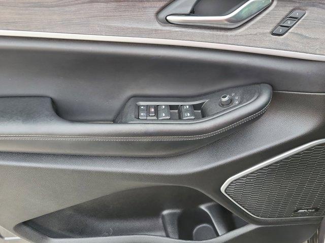 used 2024 Jeep Grand Cherokee car, priced at $41,450