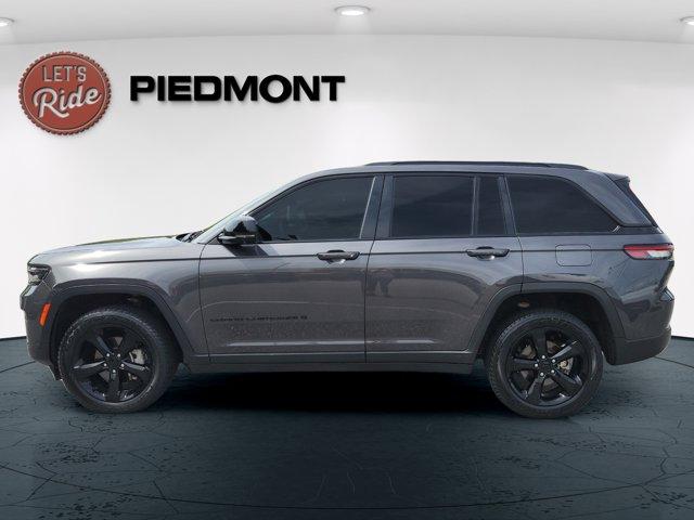 used 2024 Jeep Grand Cherokee car, priced at $41,450