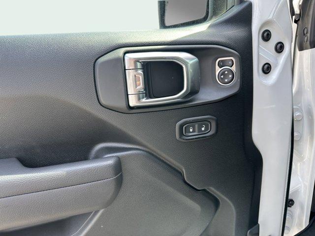 new 2025 Jeep Gladiator car