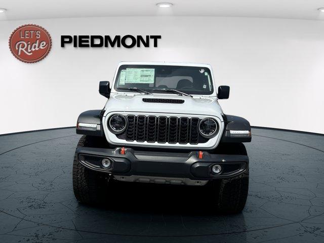 new 2025 Jeep Gladiator car