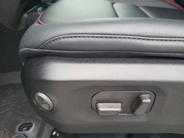 new 2025 Jeep Wrangler car