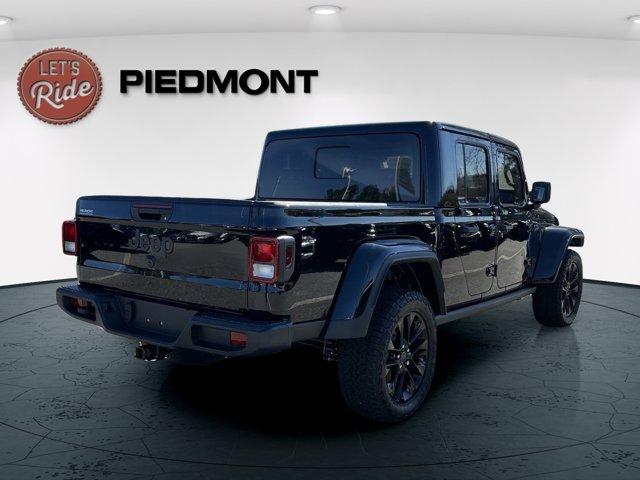 new 2025 Jeep Gladiator car