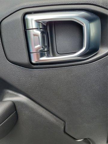new 2025 Jeep Gladiator car