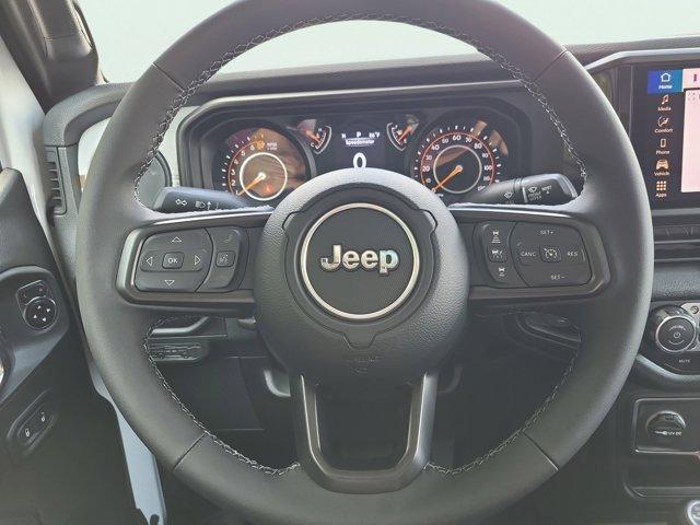 new 2025 Jeep Gladiator car