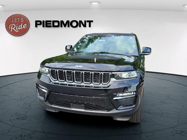 new 2025 Jeep Grand Cherokee car