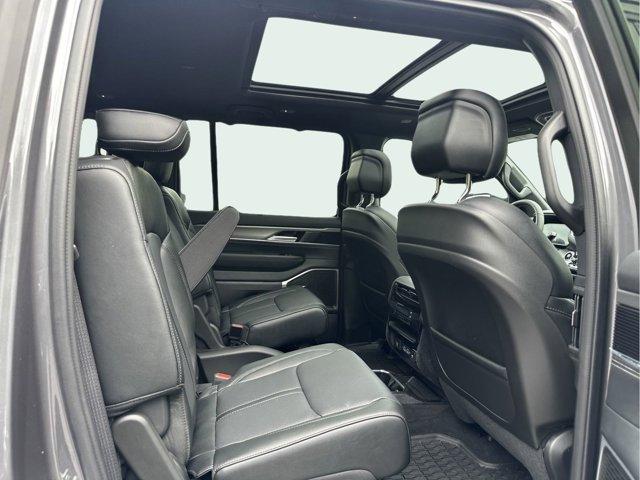 new 2024 Jeep Wagoneer car