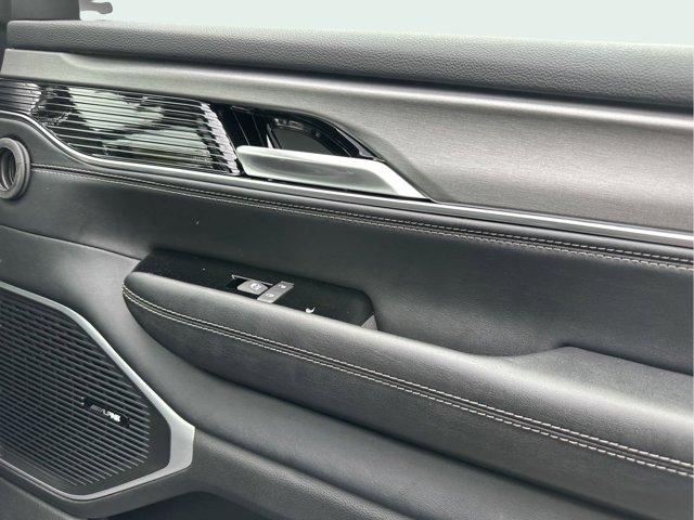 new 2024 Jeep Wagoneer car
