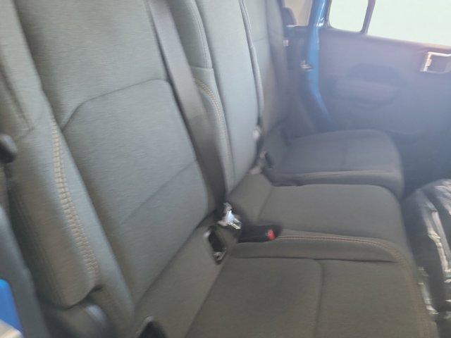 new 2025 Jeep Gladiator car