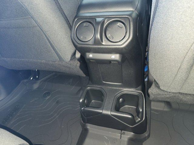 new 2025 Jeep Gladiator car