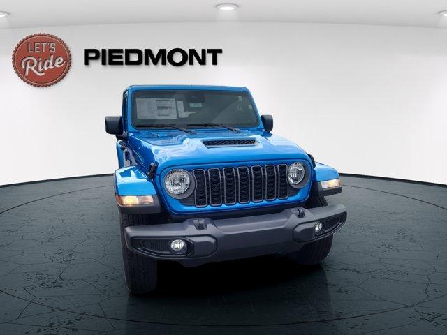 new 2025 Jeep Gladiator car