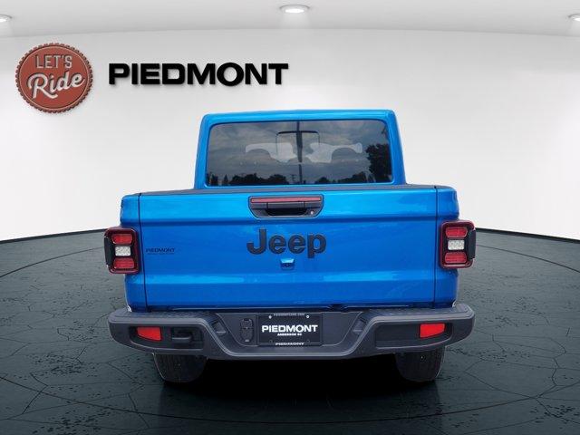 new 2025 Jeep Gladiator car