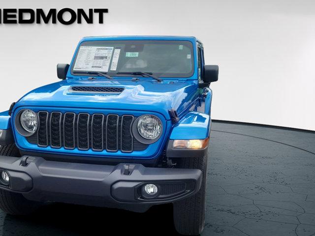 new 2025 Jeep Gladiator car