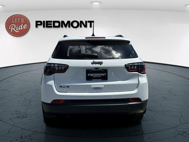 new 2025 Jeep Compass car
