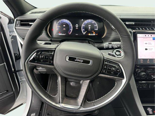 new 2025 Jeep Grand Cherokee L car