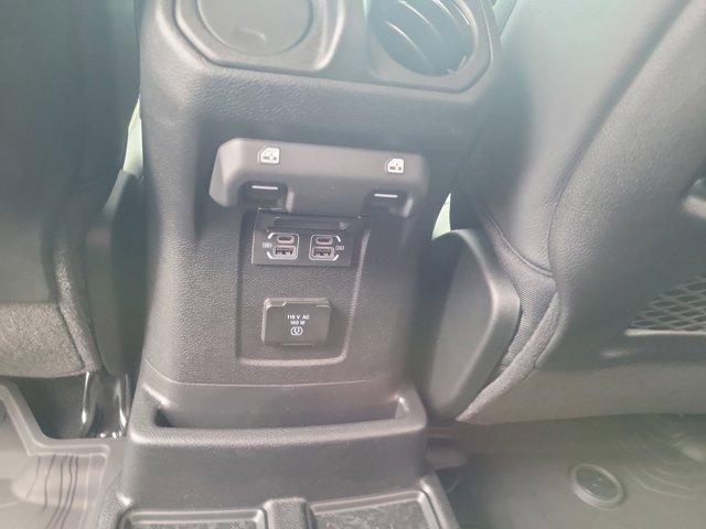 new 2025 Jeep Wrangler car