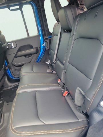 new 2025 Jeep Wrangler car
