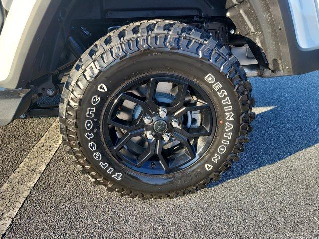 new 2025 Jeep Gladiator car