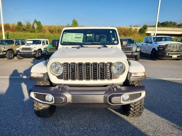 new 2025 Jeep Gladiator car