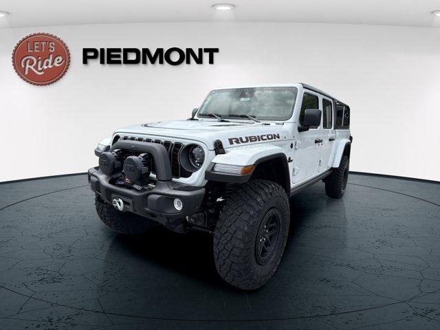 new 2025 Jeep Gladiator car